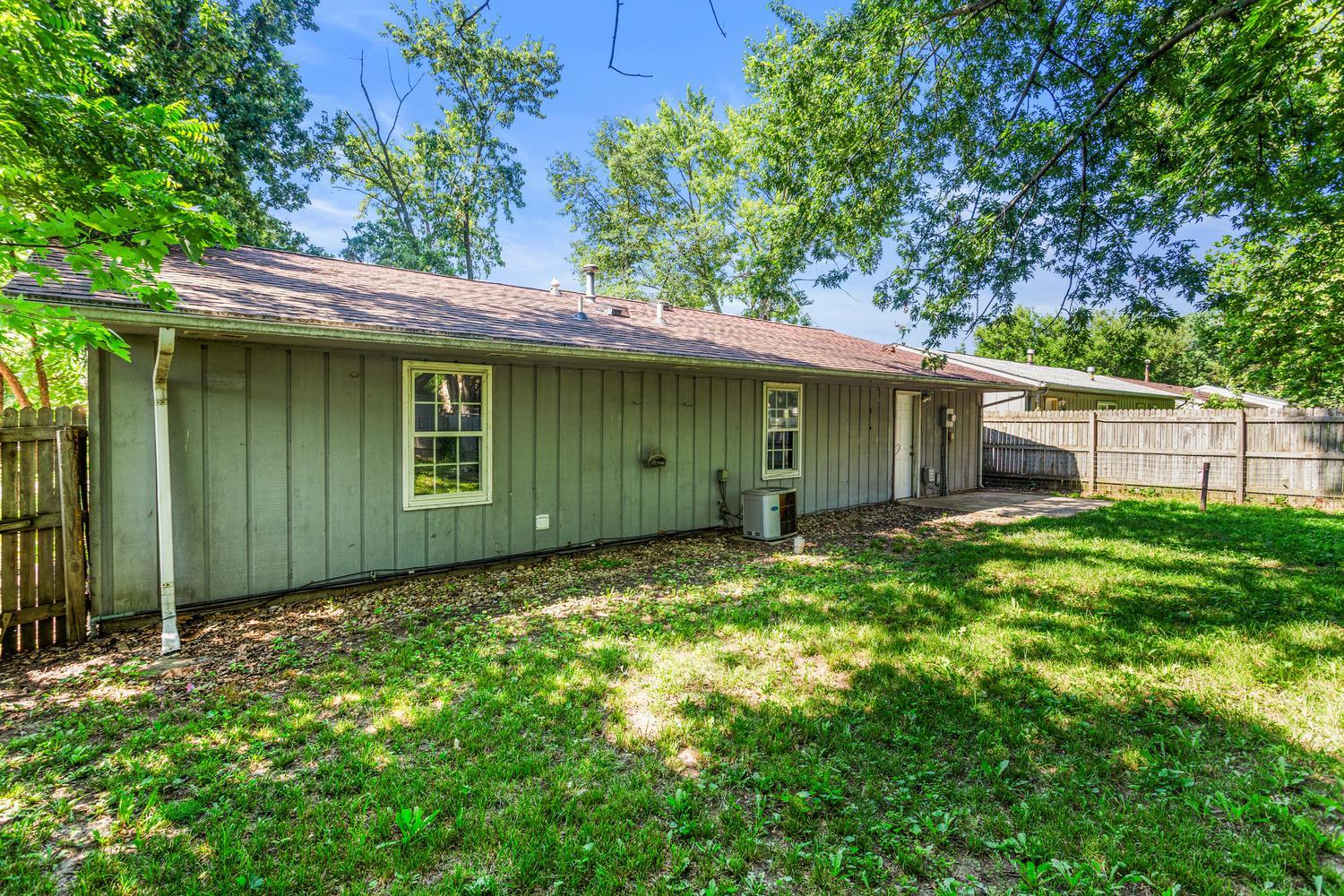 1165 Clark Street Property Photo 6