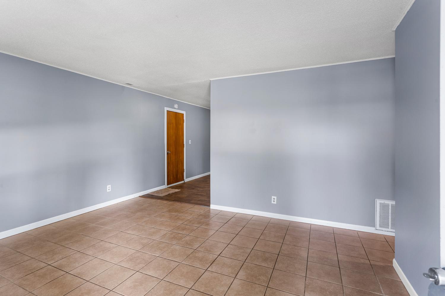 1165 Clark Street Property Photo 8