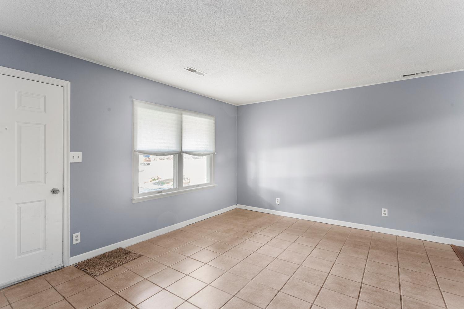 1165 Clark Street Property Photo 11