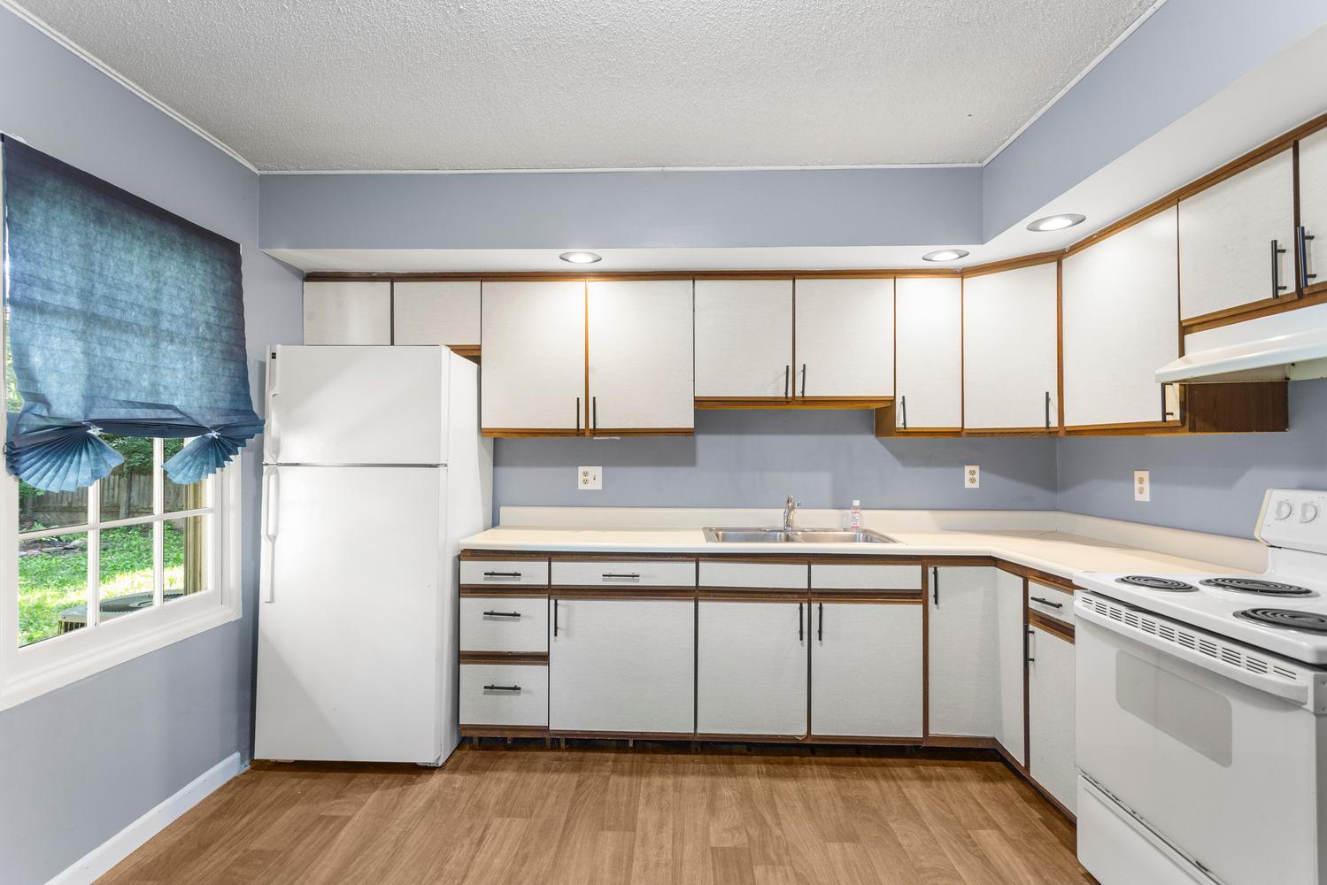 1165 Clark Street Property Photo 13