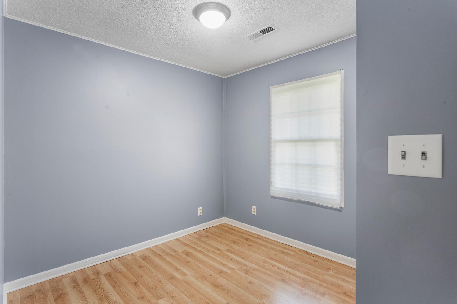 1165 Clark Street Property Photo 17