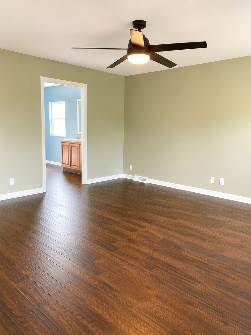 10914 W Kemper Lane Property Photo 20
