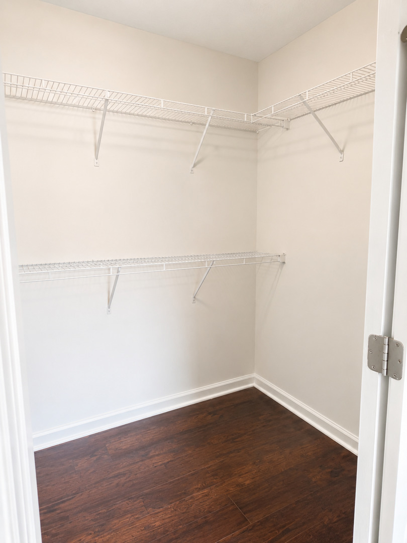 10914 W Kemper Lane Property Photo 26