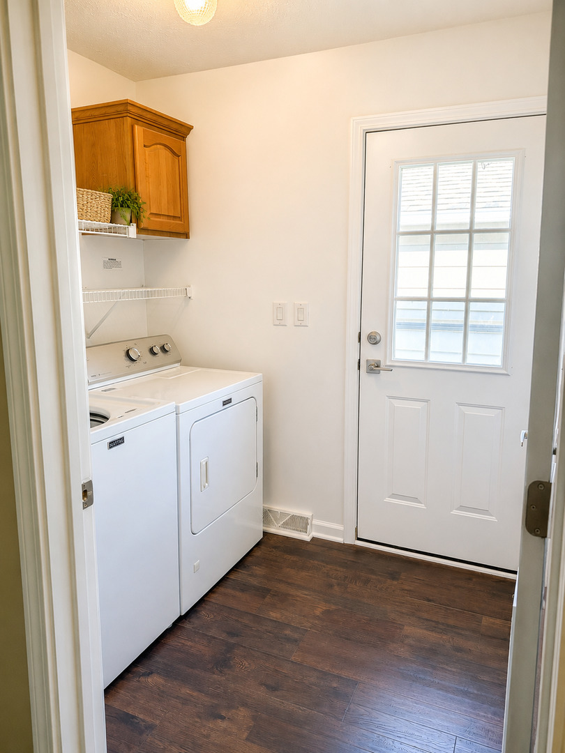 10914 W Kemper Lane Property Photo 27