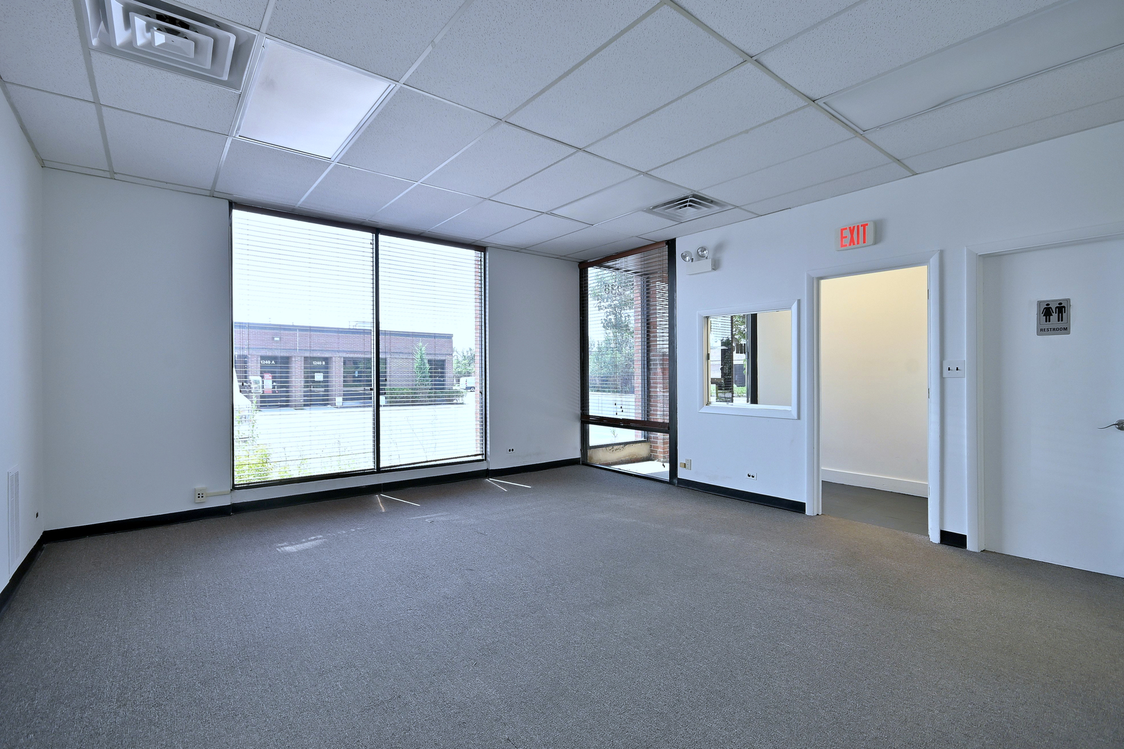 1238 Remington Road Property Photo 8