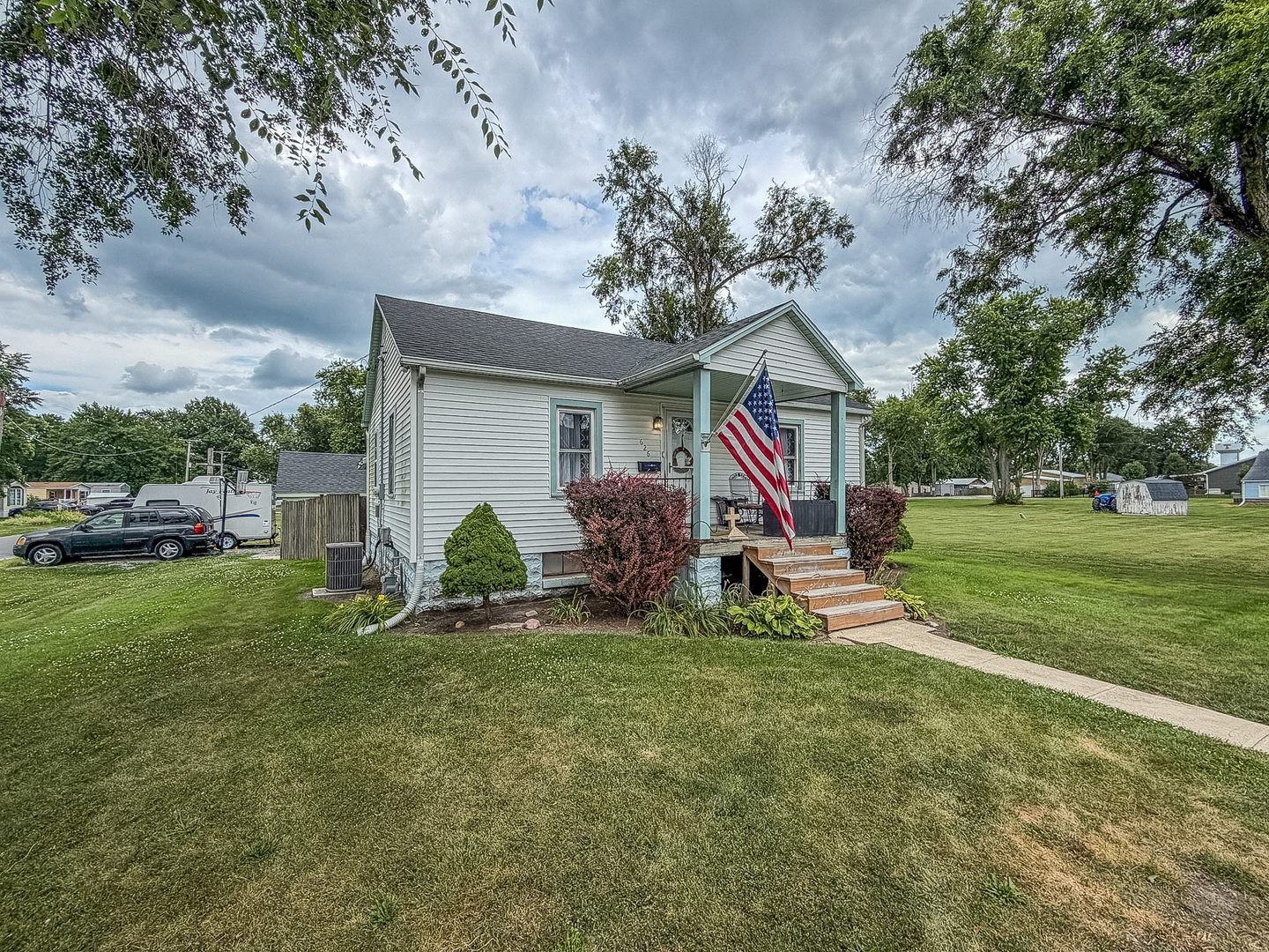 626 N Carico Street Property Photo 3