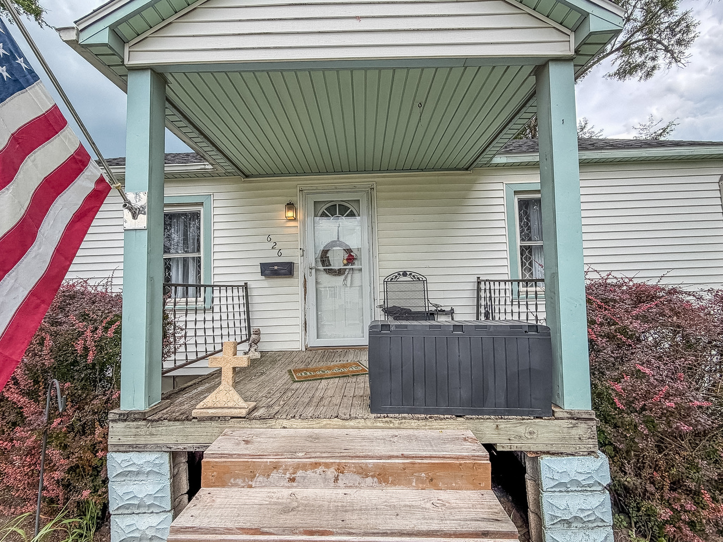 626 N Carico Street Property Photo 4
