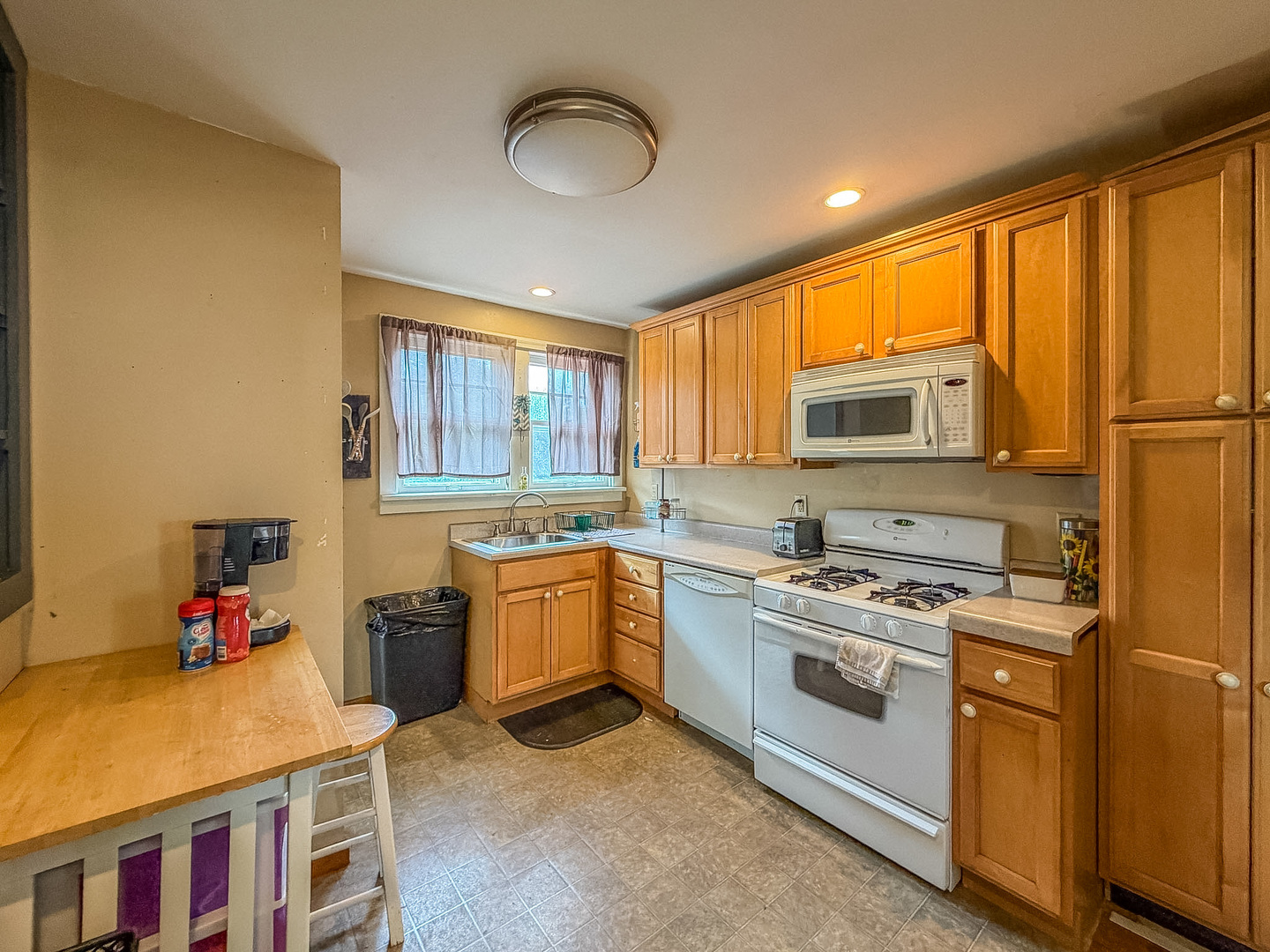 626 N Carico Street Property Photo 12