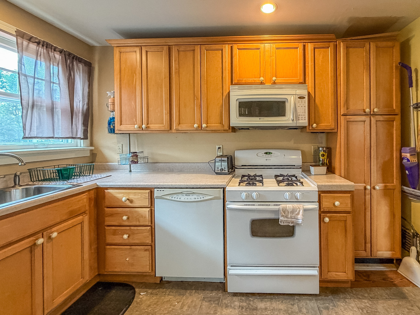 626 N Carico Street Property Photo 13