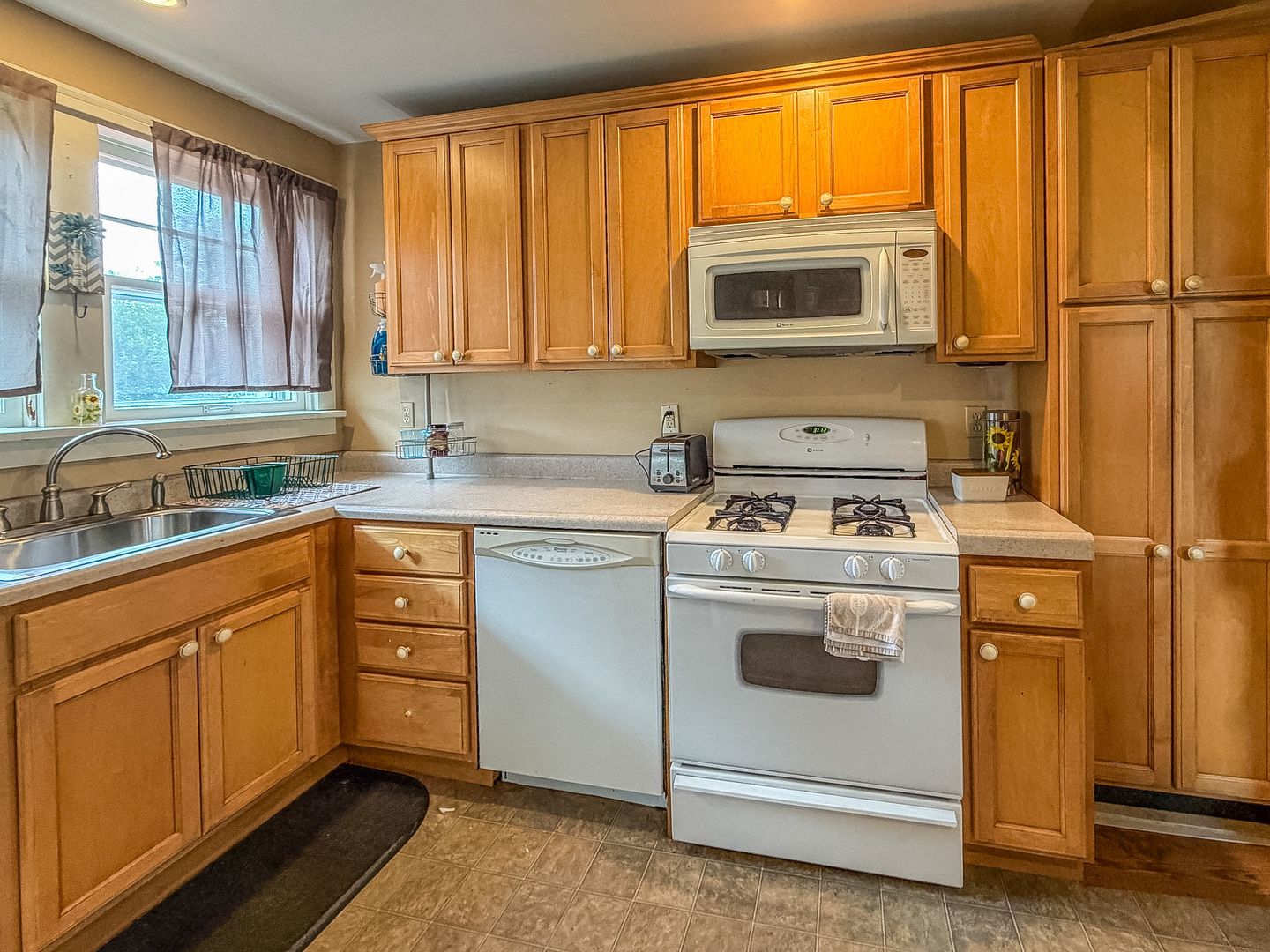 626 N Carico Street Property Photo 14