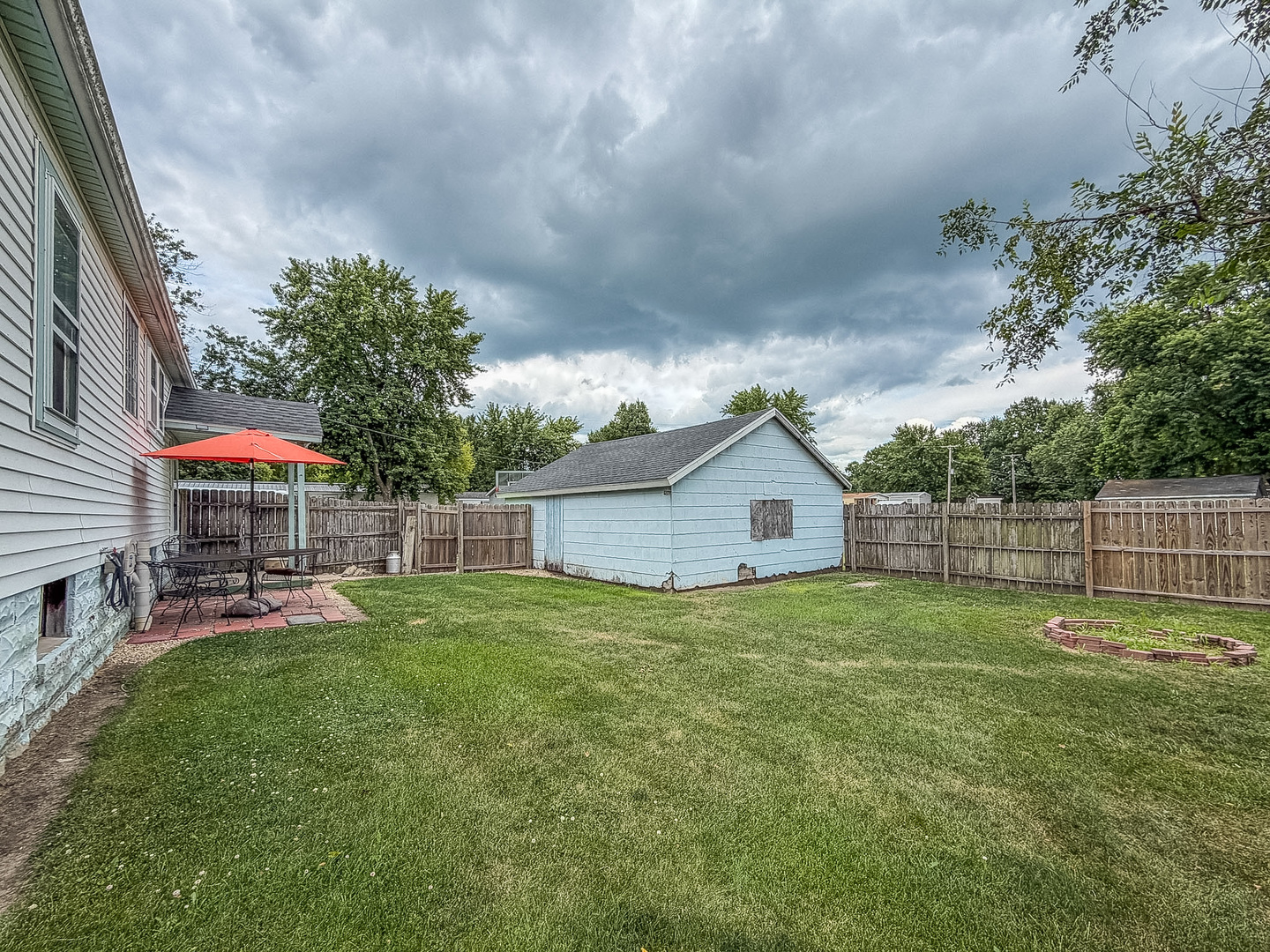 626 N Carico Street Property Photo 27