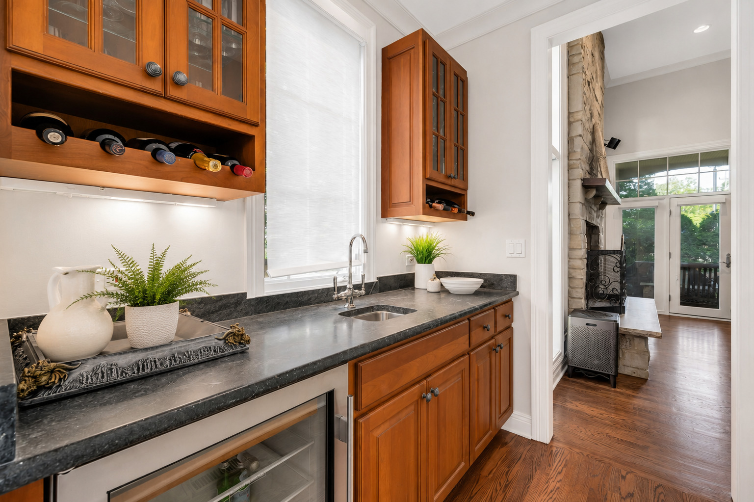 130 S Madison Street Property Photo 11