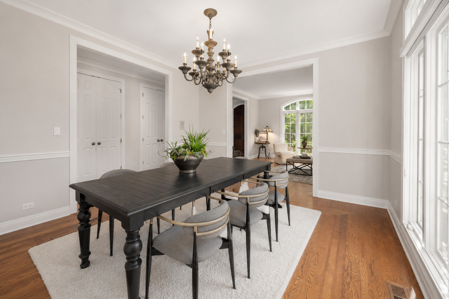 130 S Madison Street Property Photo 13