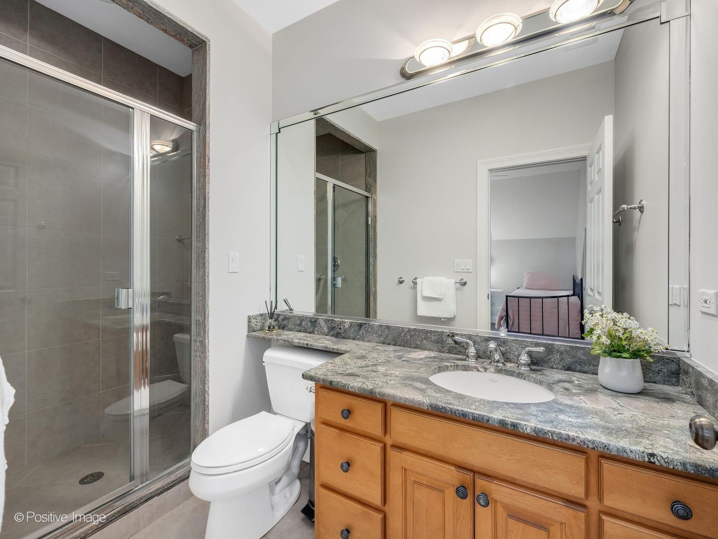130 S Madison Street Property Photo 25