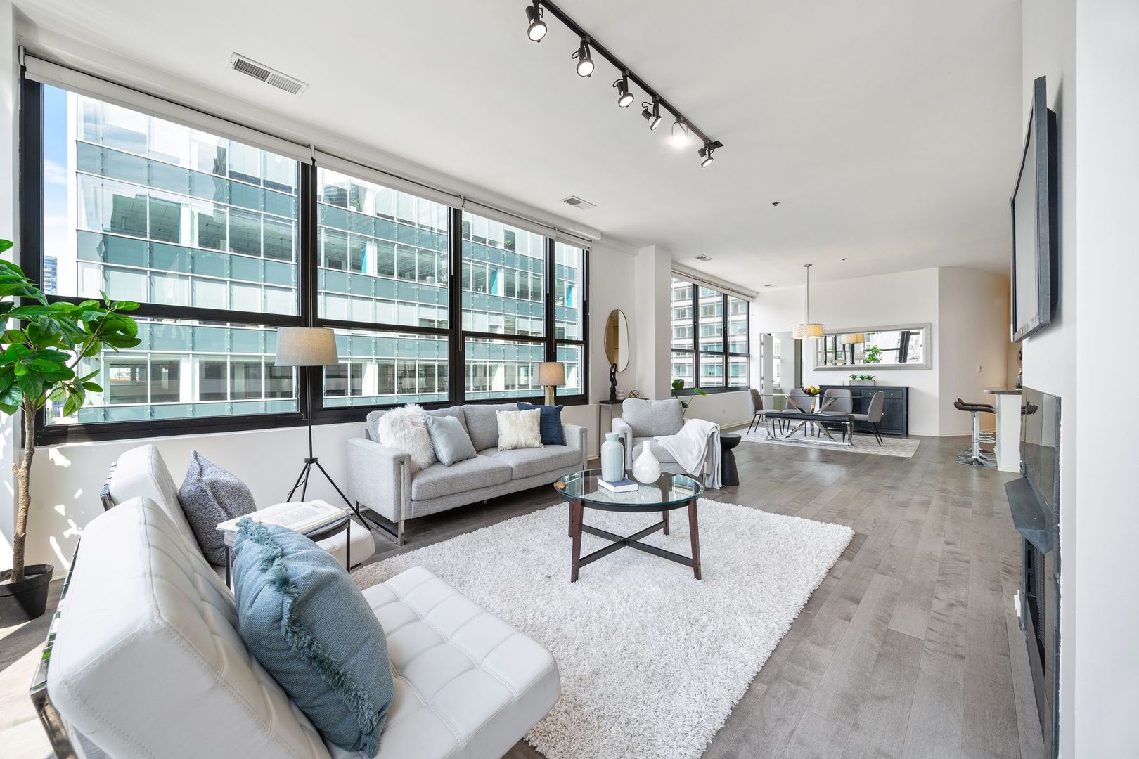 130 S Canal Street 803 Property Photo 11