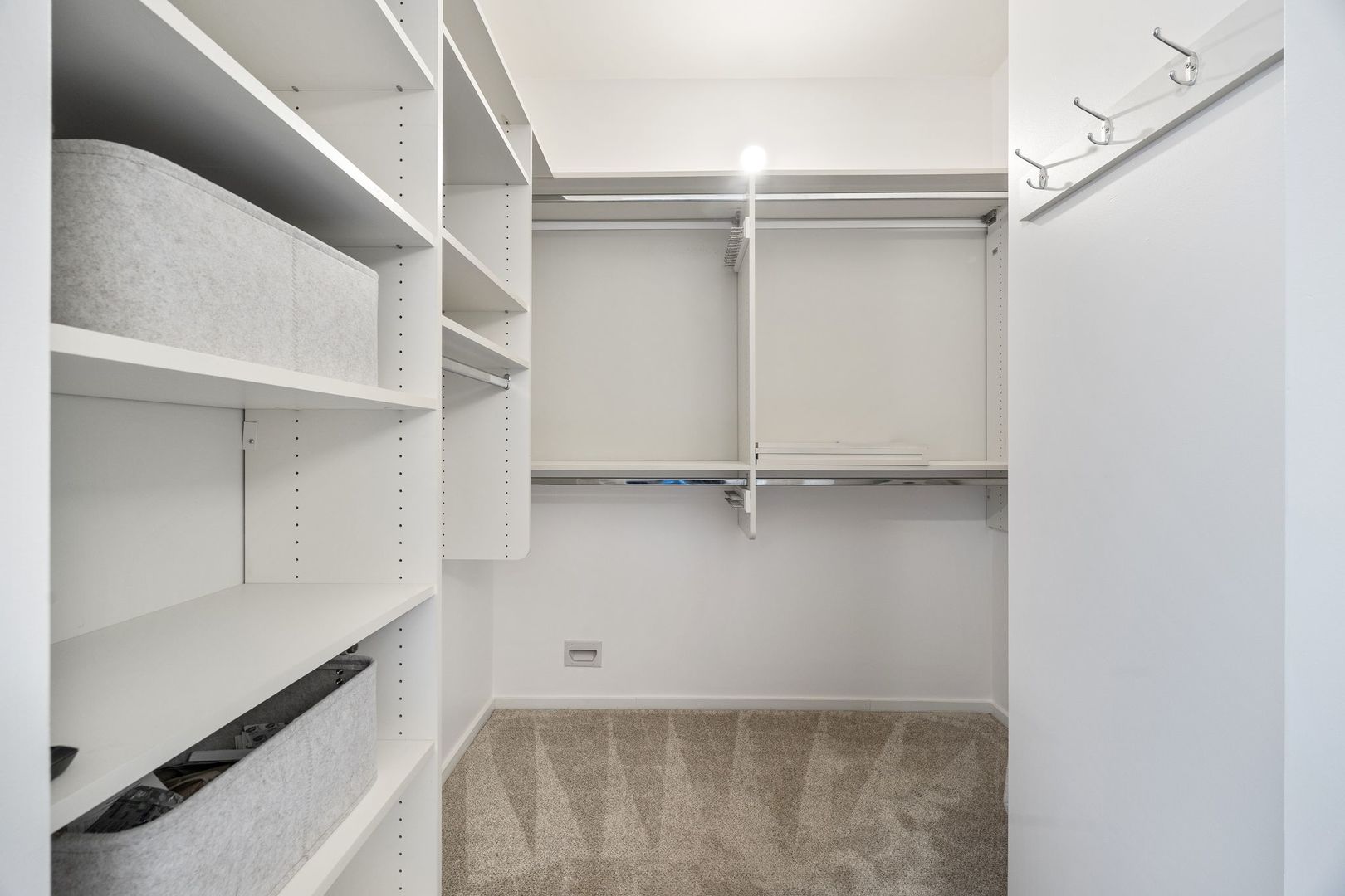130 S Canal Street 803 Property Photo 15