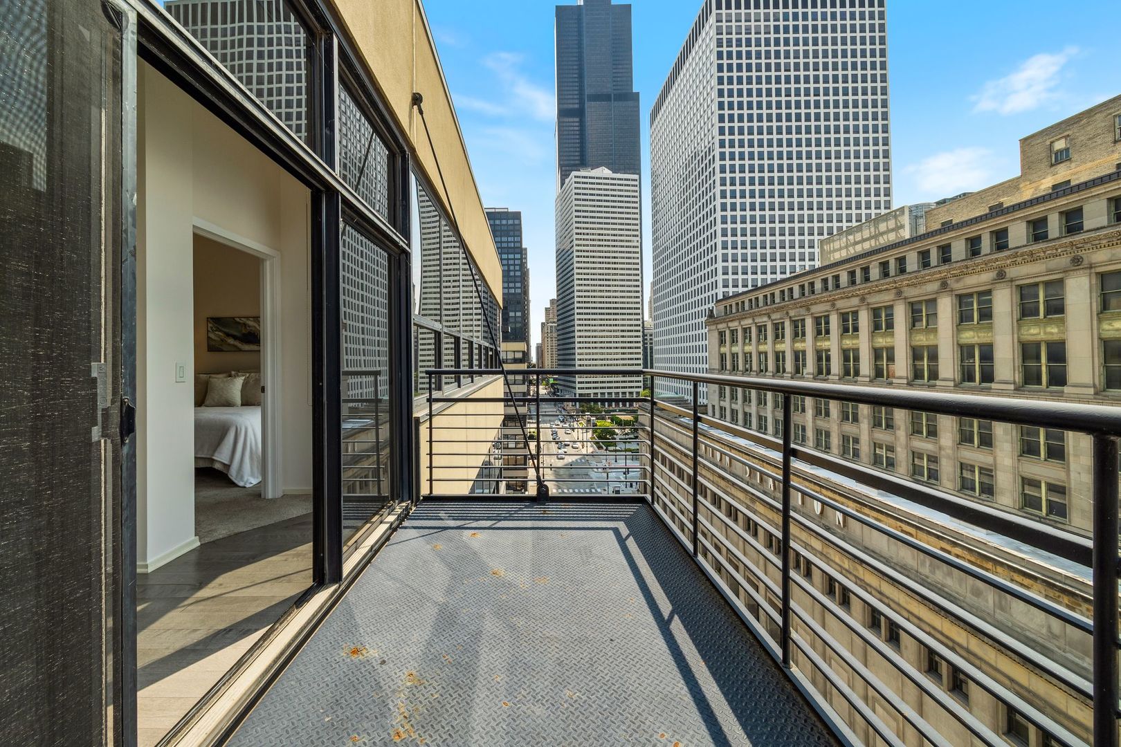 130 S Canal Street 803 Property Photo 23