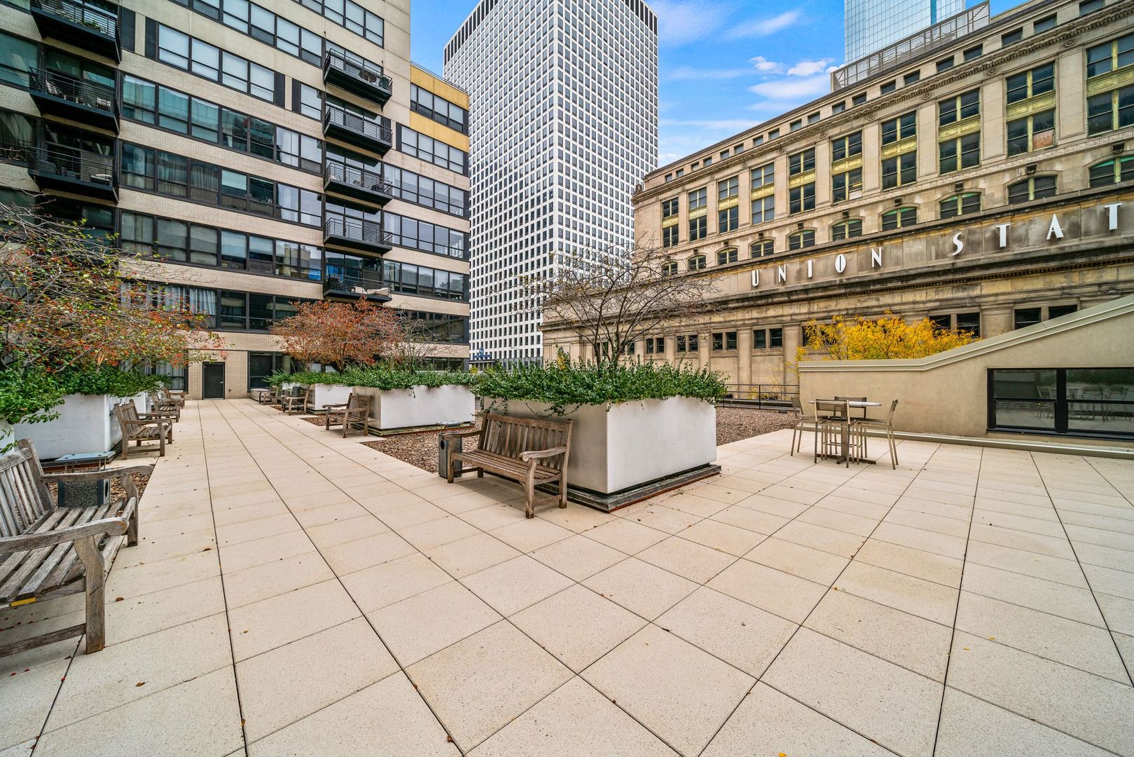 130 S Canal Street 803 Property Photo 25