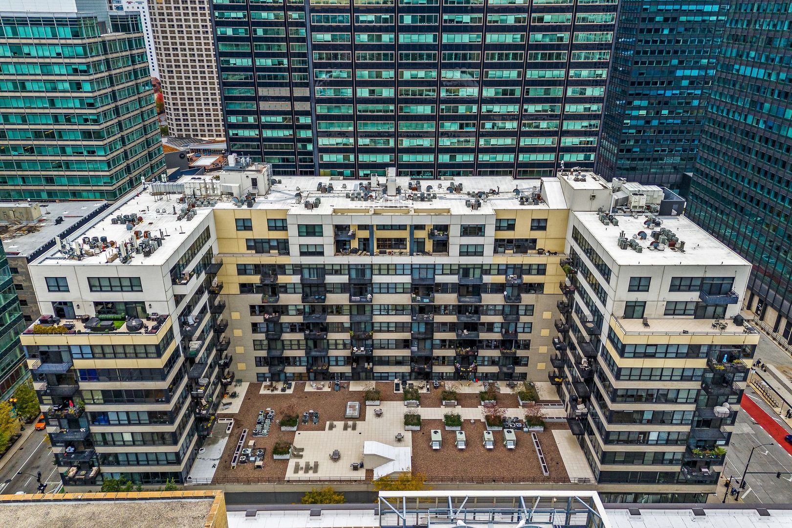 130 S Canal Street 803 Property Photo 30