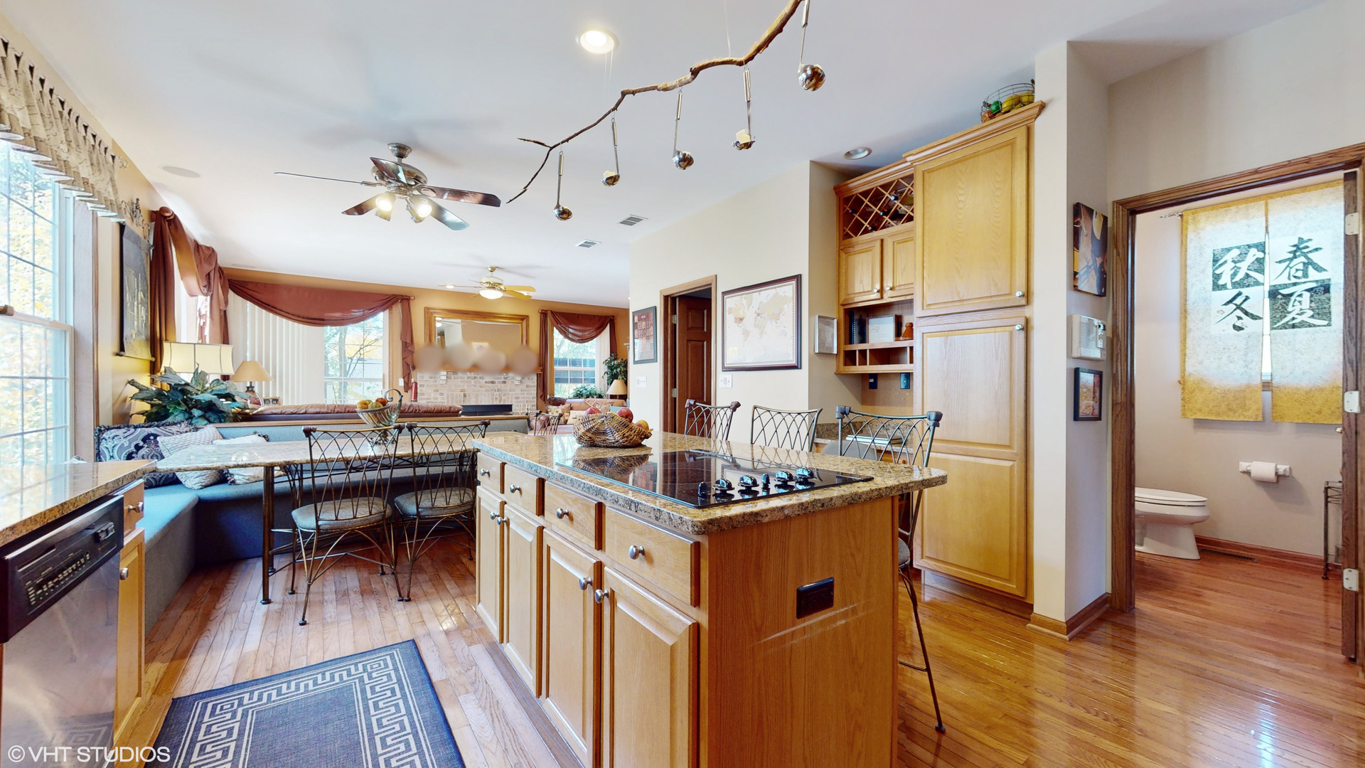 1640 S Newton Avenue Property Photo 10
