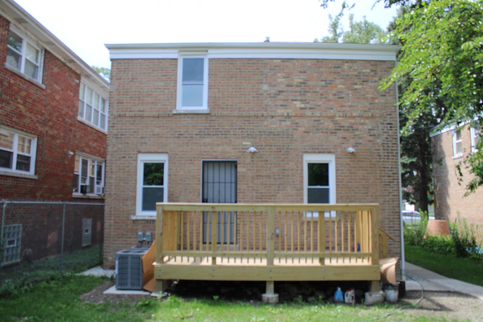 1052 W 111th Place Property Photo 3