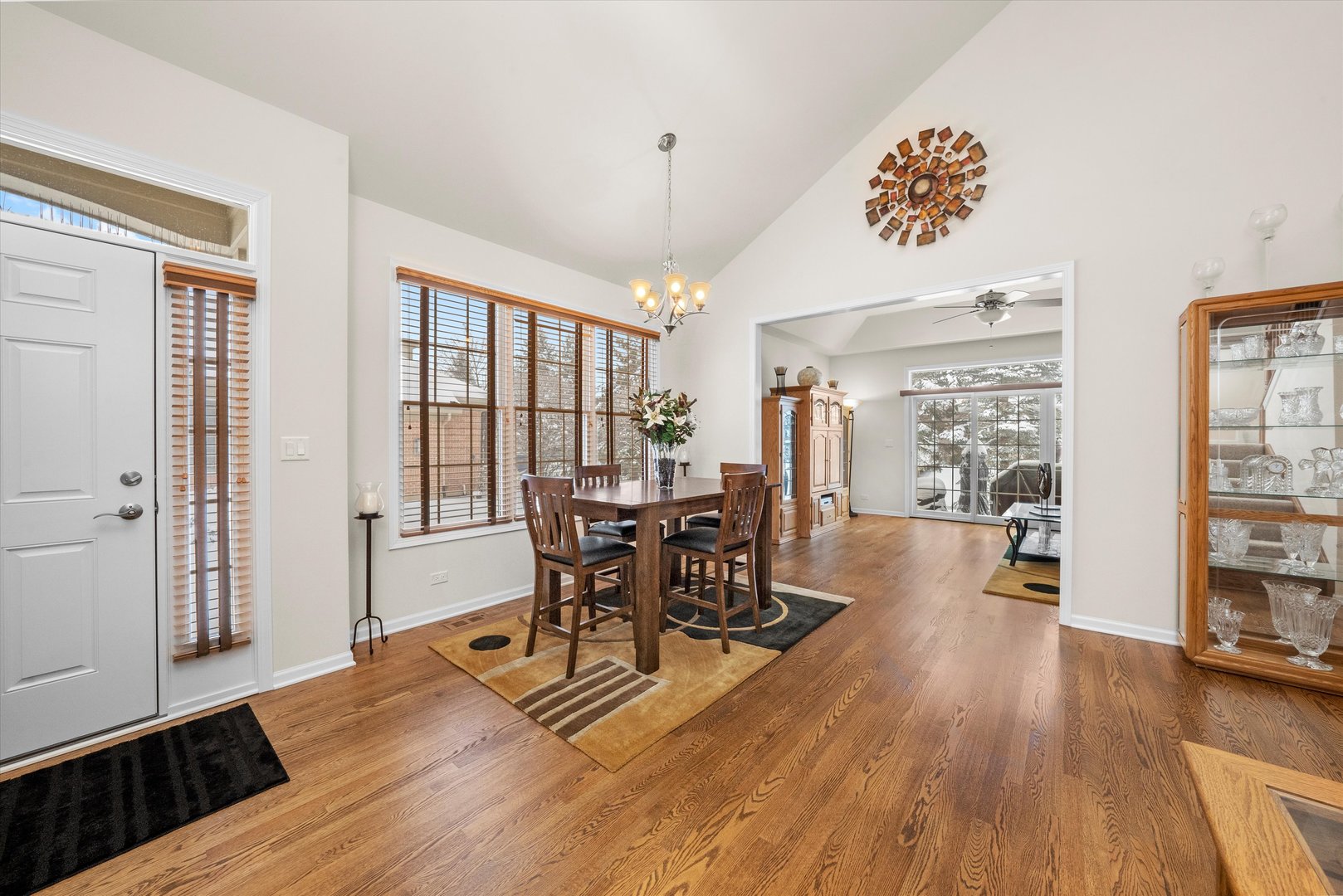 1553 Ashbury Place Property Photo 3