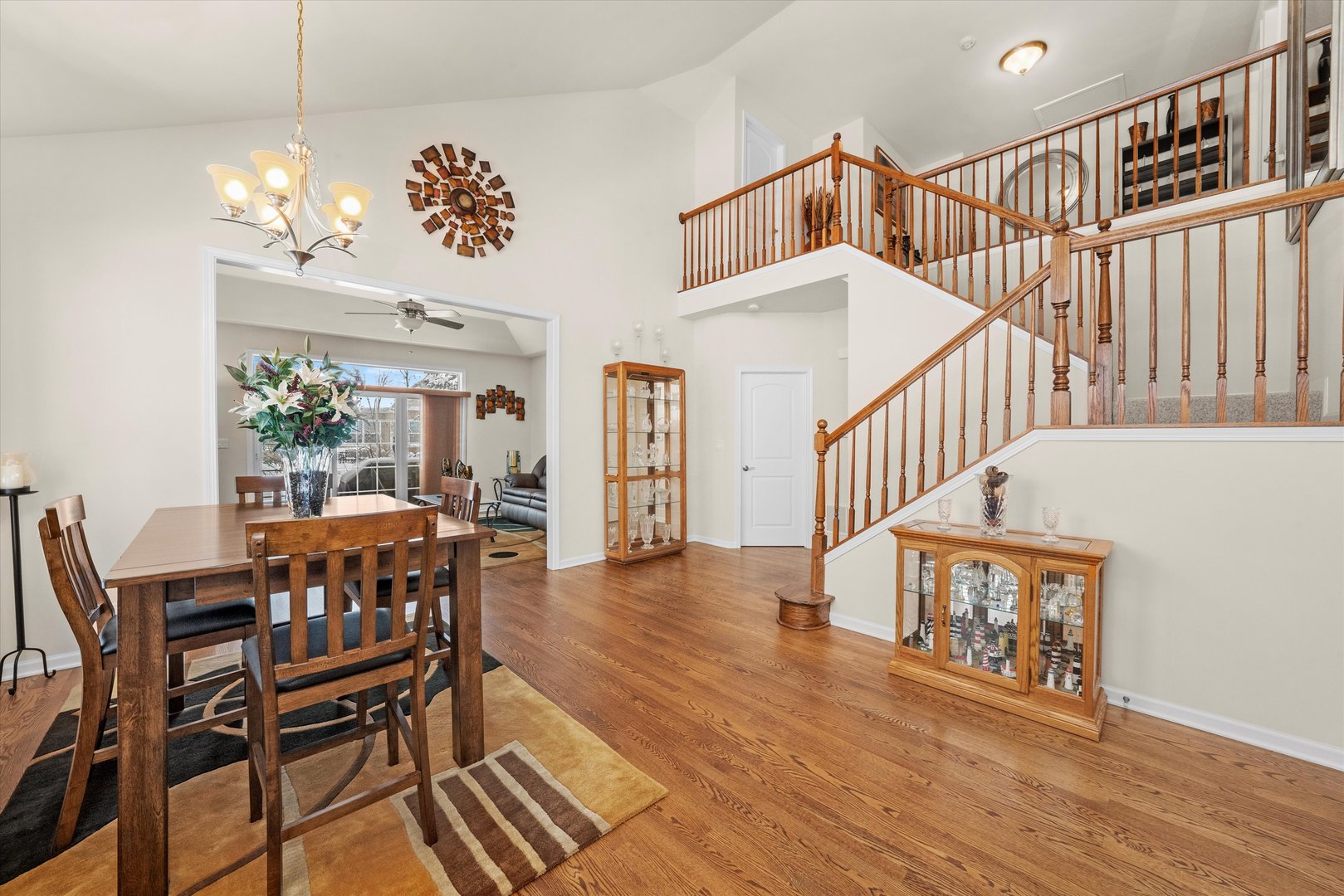 1553 Ashbury Place Property Photo 4