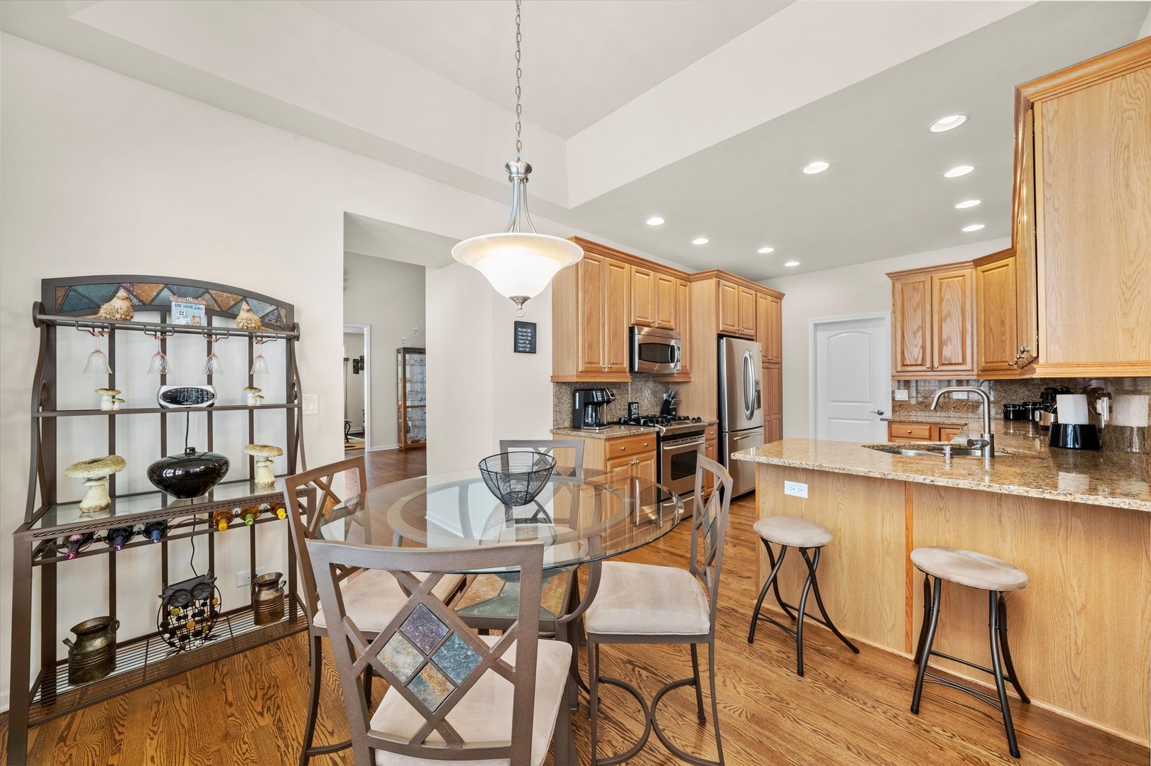 1553 Ashbury Place Property Photo 11
