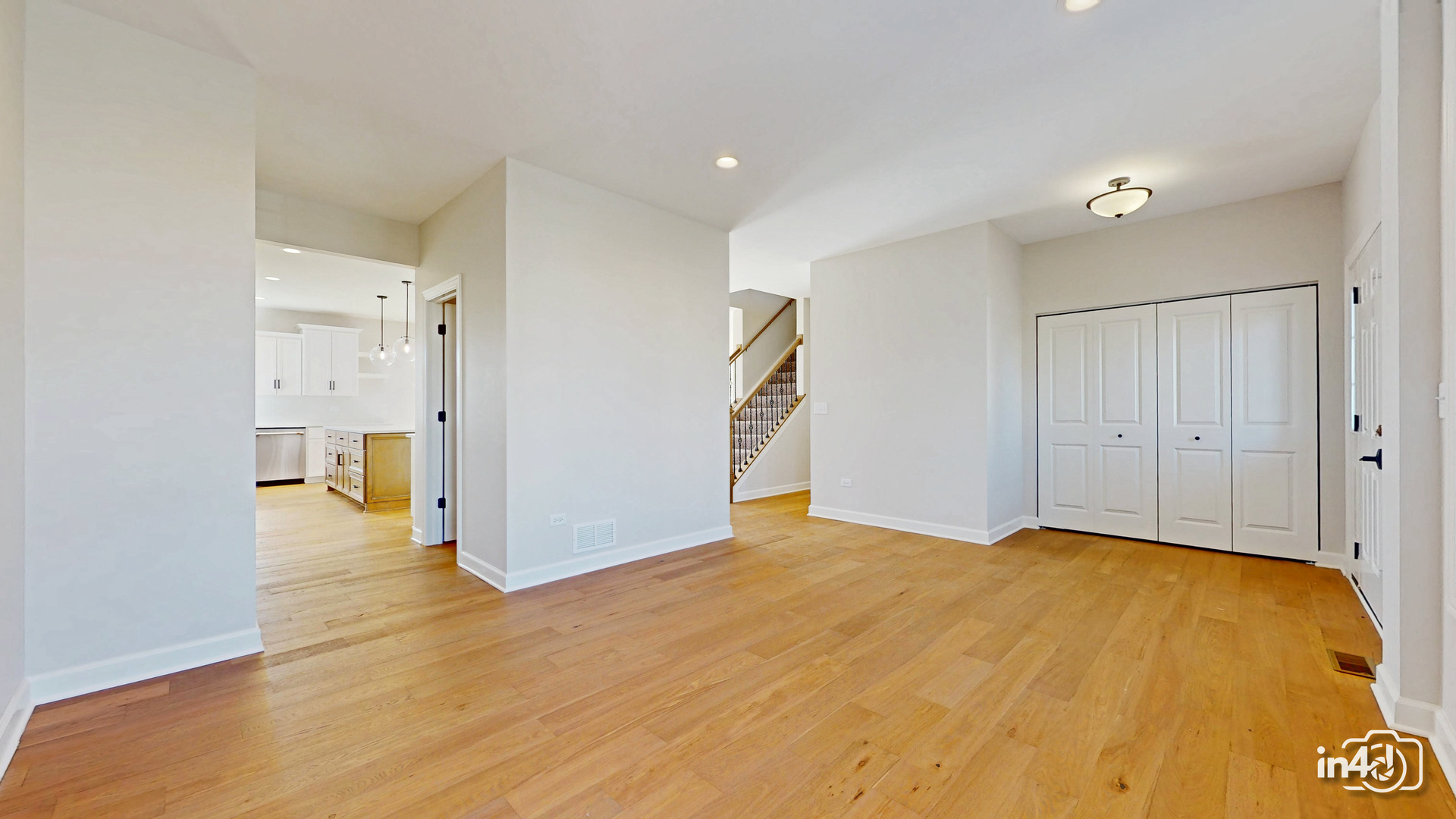 24524 W Isabel Lane Property Photo 3