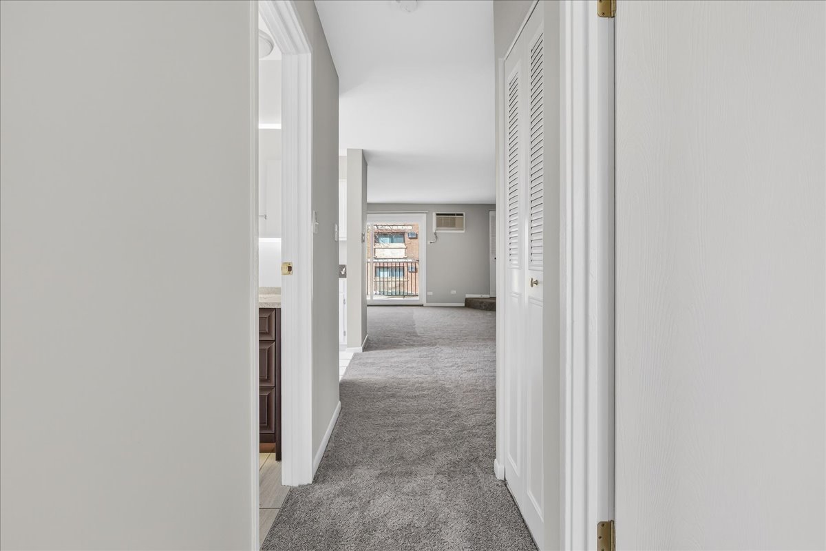 716 W 65th Street 6 Property Photo 21