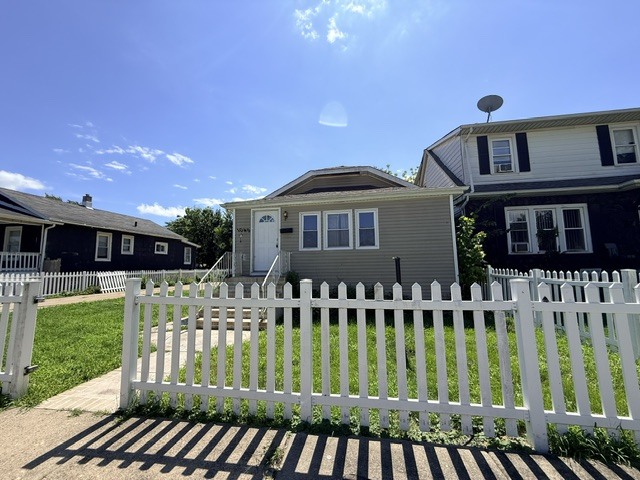 1045 W 104th Place Property Photo 1