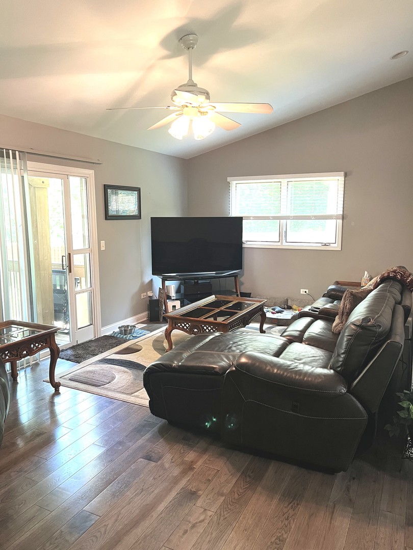12700852 Property Photo 6