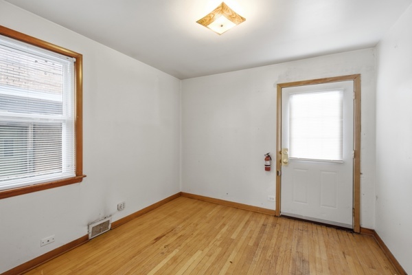 2213 Elm Street Property Photo 13