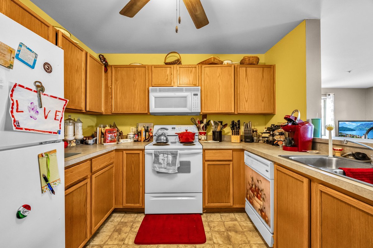 122 Bertram Drive D Property Photo 10