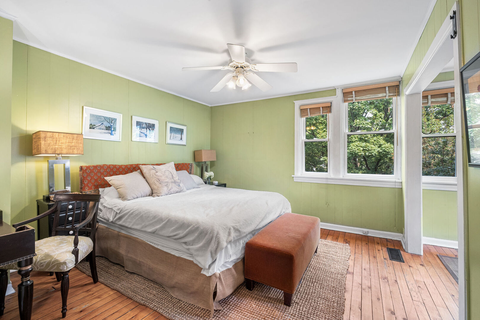 4454 N Kostner Avenue Property Photo 16