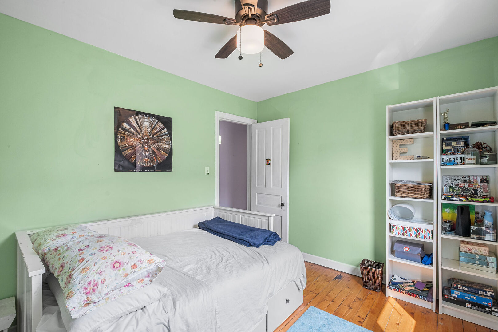 4454 N Kostner Avenue Property Photo 20