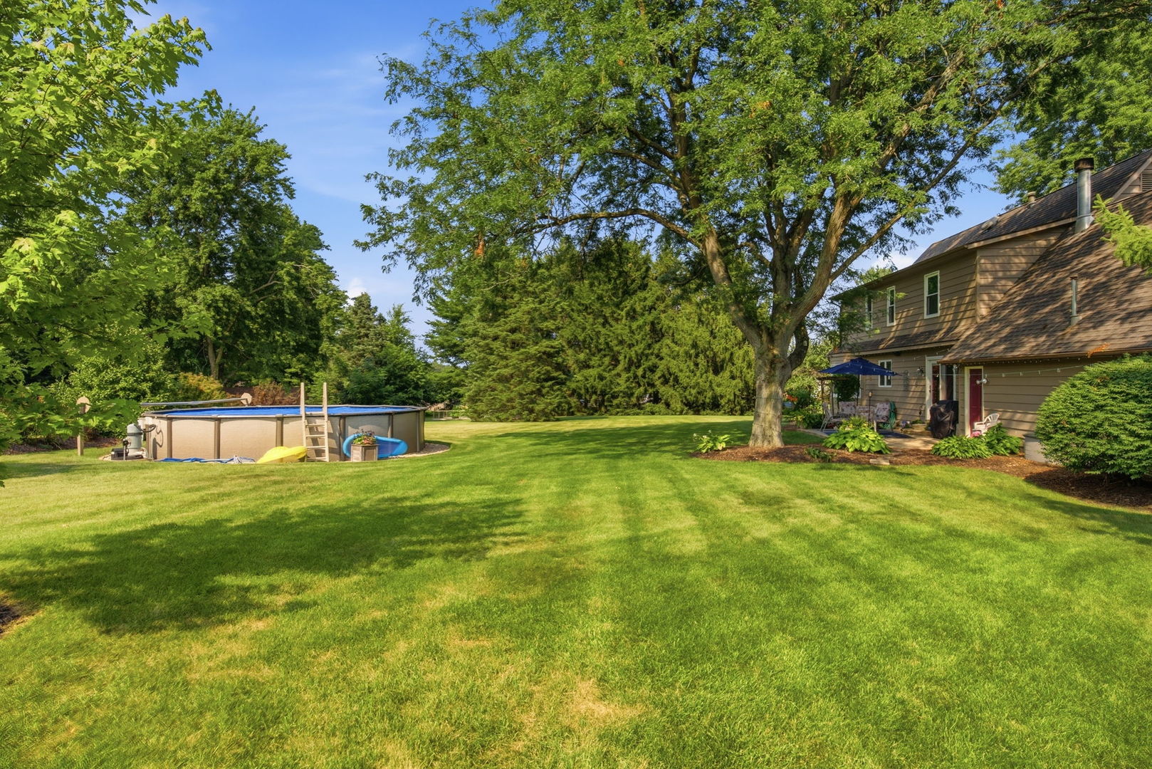 39w150 Adobe Ridge Property Photo 7