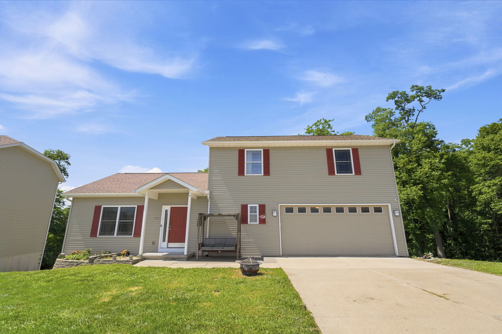11 Oakley Drive Property Photo 1