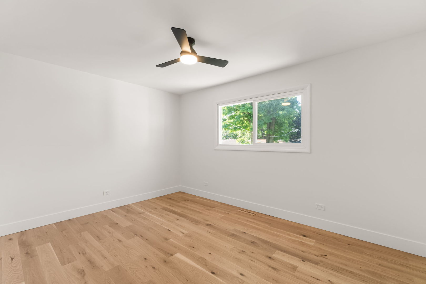 1206 Taft Avenue Property Photo 14