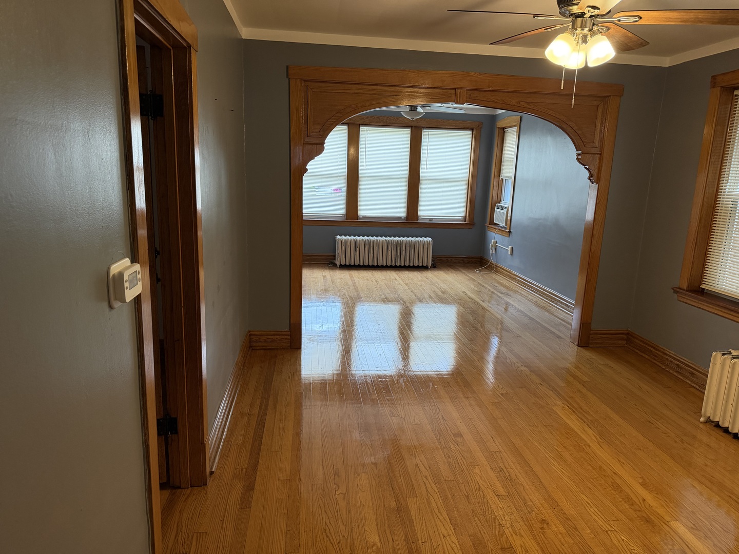 1618 S 50th Avenue Property Photo 2