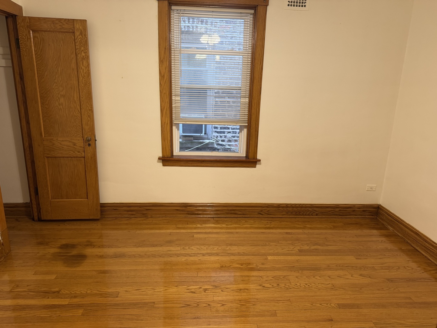 1618 S 50th Avenue Property Photo 13