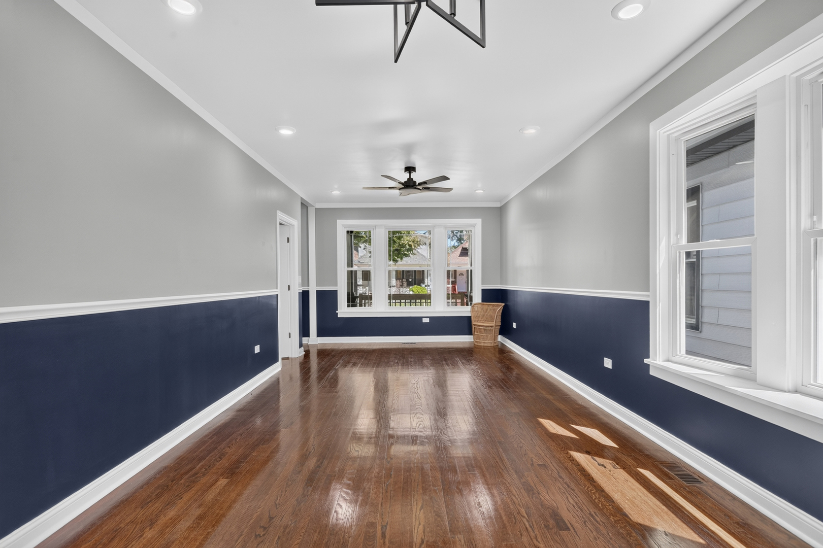 1519 W 73rd Street Property Photo 8