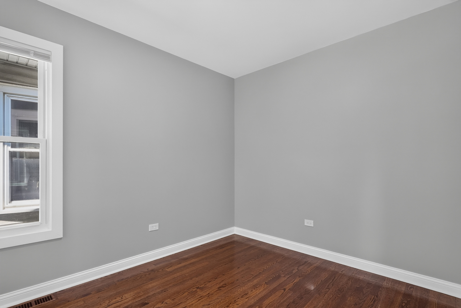 1519 W 73rd Street Property Photo 17
