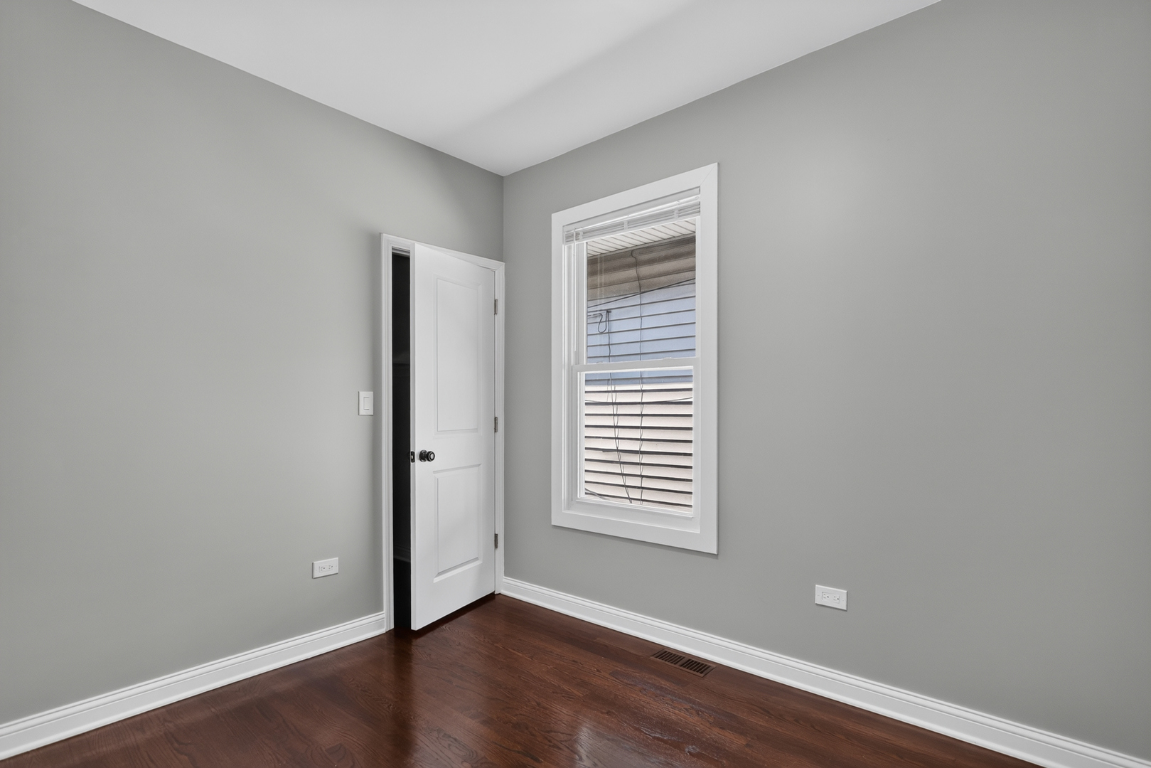 1519 W 73rd Street Property Photo 18