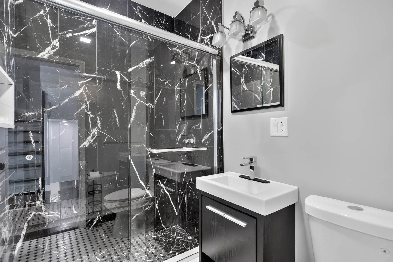 1519 W 73rd Street Property Photo 19