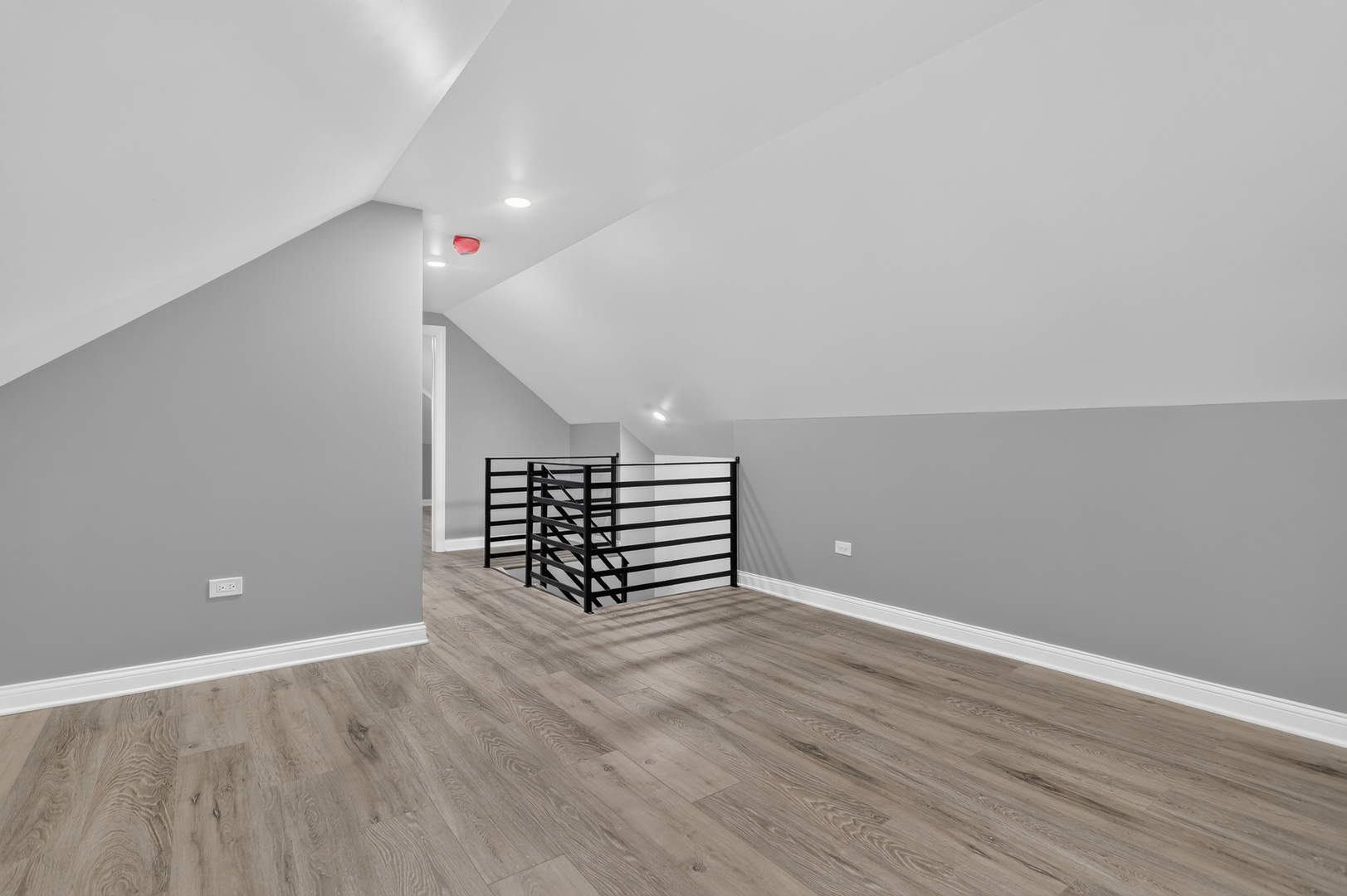1519 W 73rd Street Property Photo 24