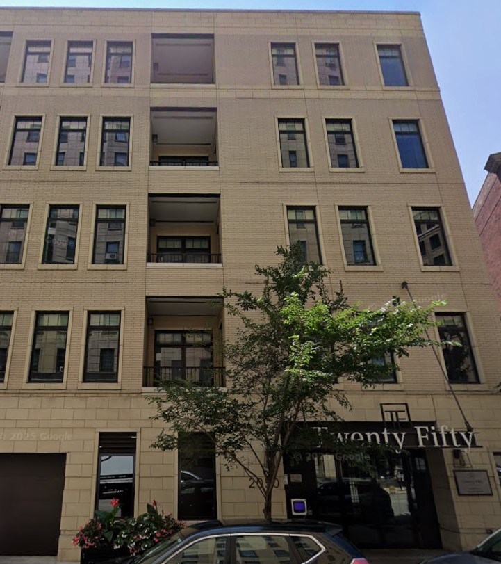 2050 N Clark Street 301 Property Photo 1