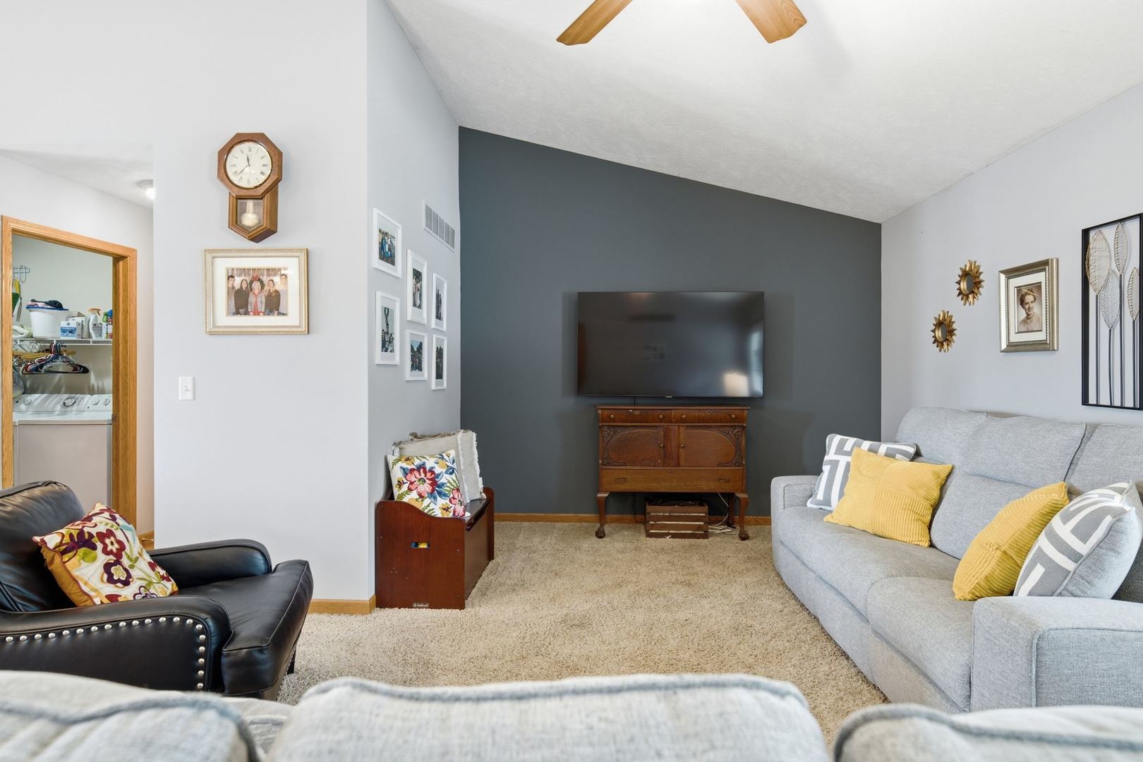 503 W Randolph Street D Property Photo 5