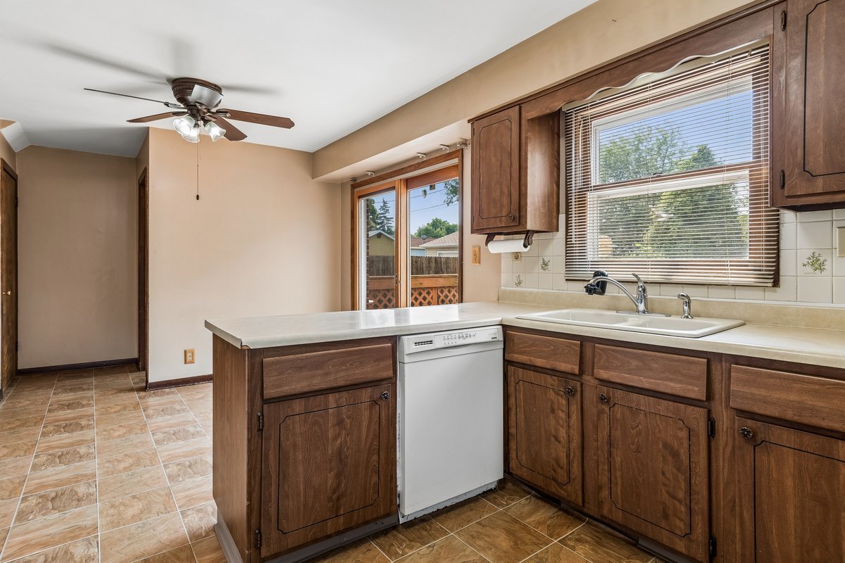 151 Muehl Street Property Photo 4