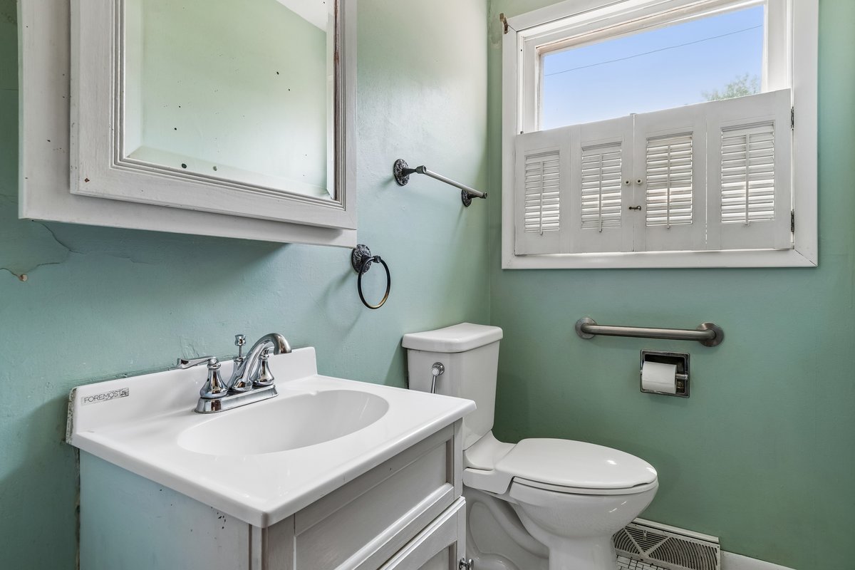 151 Muehl Street Property Photo 12